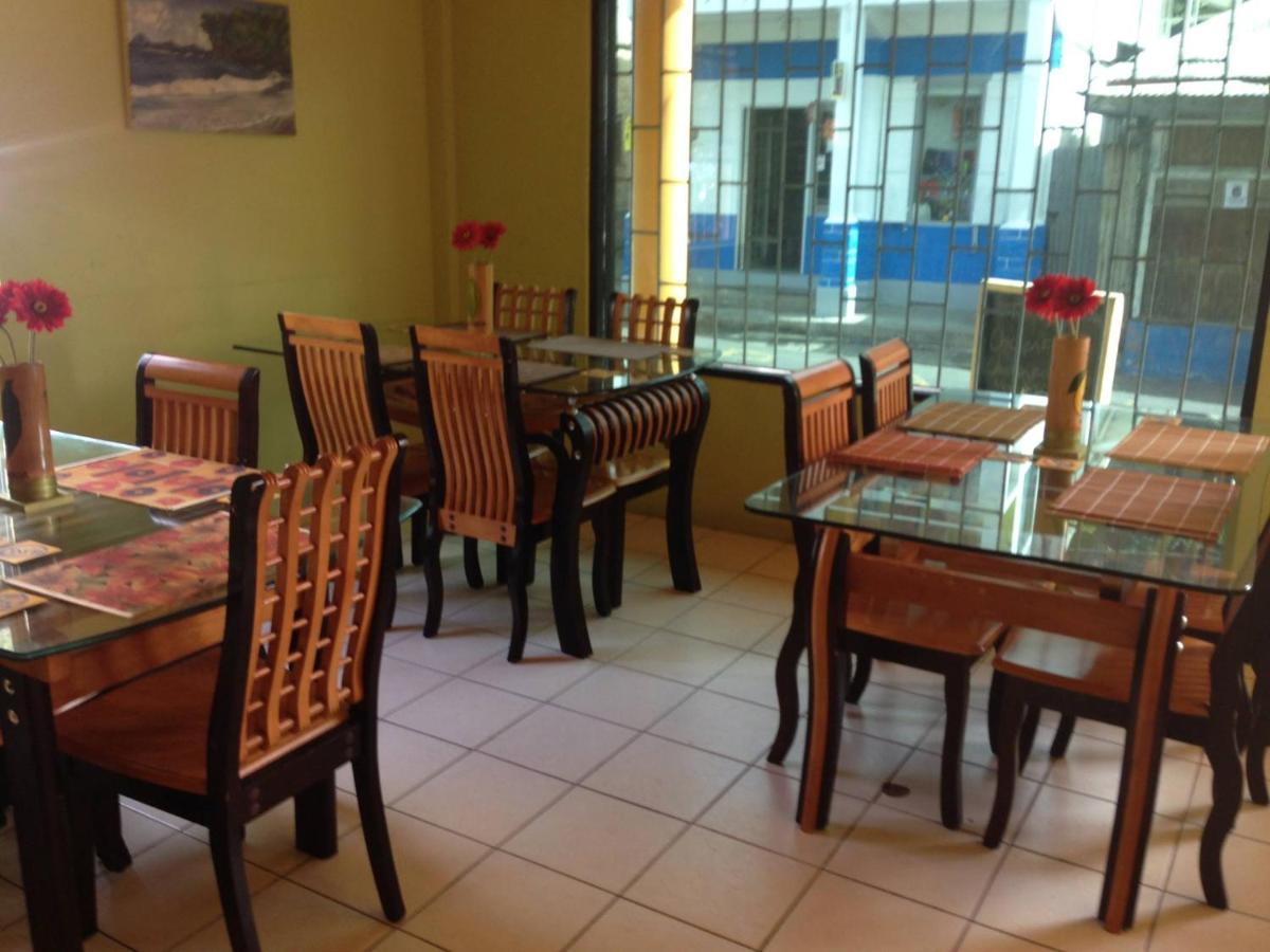 North Bay Inn Sauteurs Екстер'єр фото