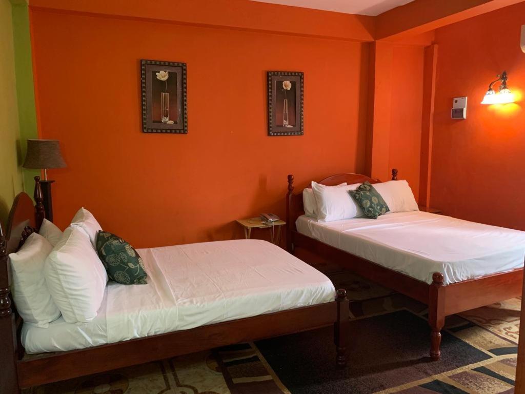 North Bay Inn Sauteurs Екстер'єр фото